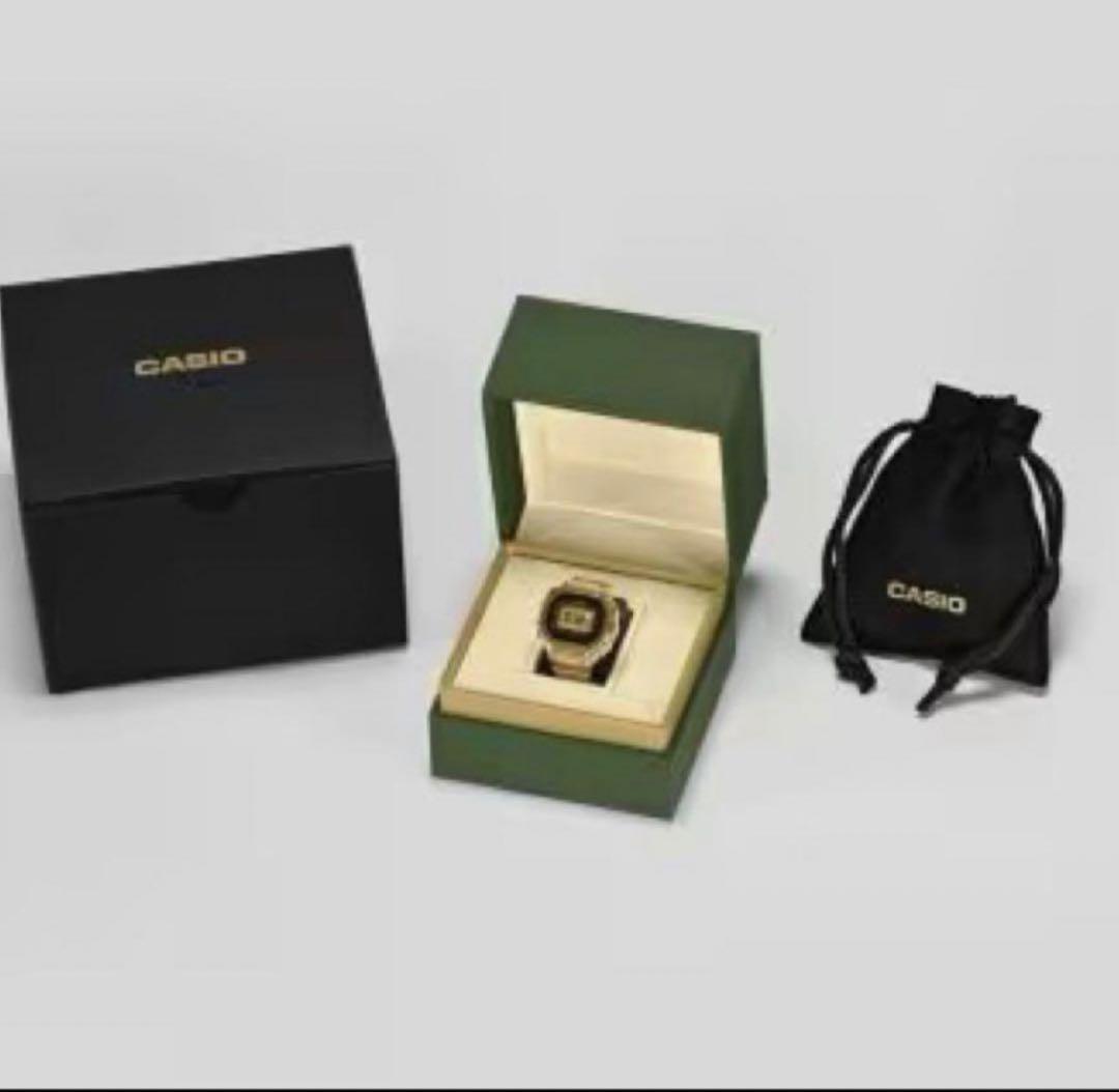CASIO デジタル腕時計 ゴールド