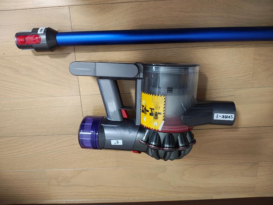 ダイソン★コードレス掃除機★V8Slim★ＳV10K★バッテリーの状態良好★1