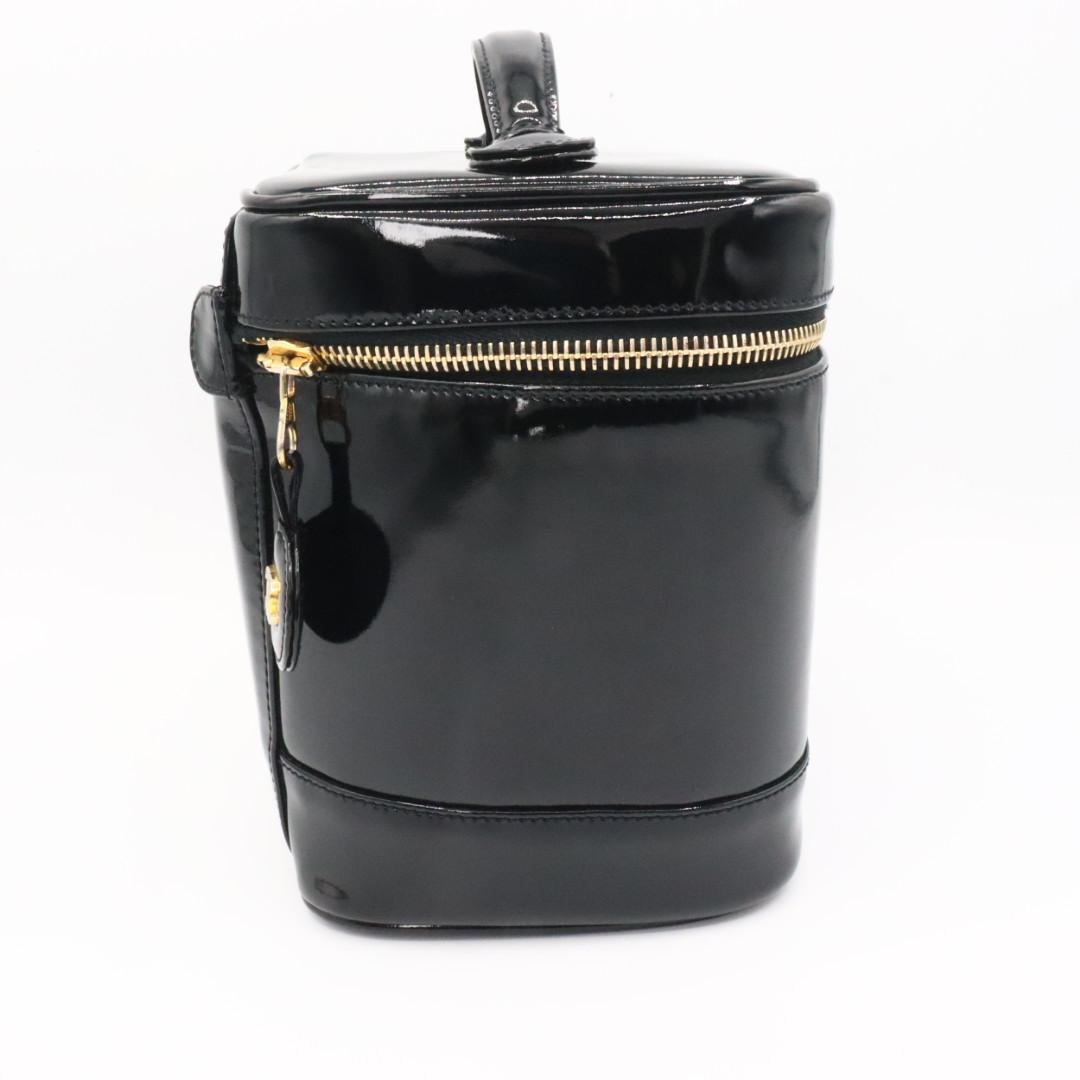 美品　シャネル　エナメル　ココマーク　バニティバッグ　ブラック