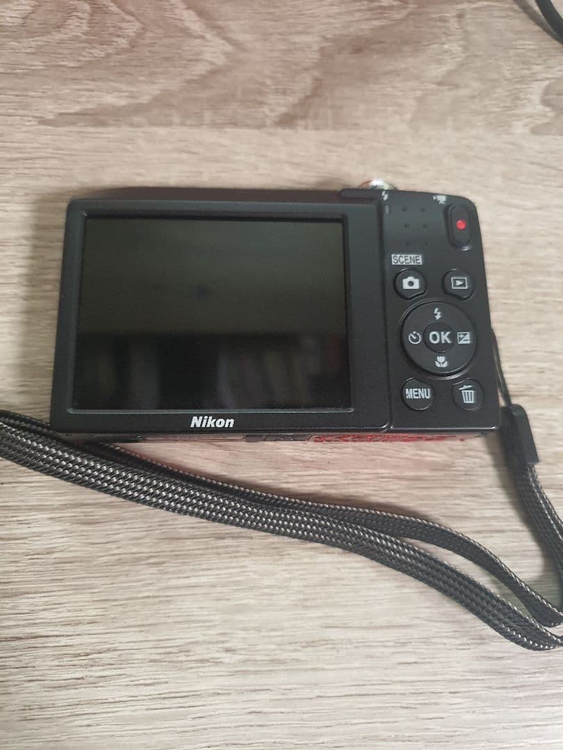 Nikon COOLPIX A100 レッド 本体 他付属品