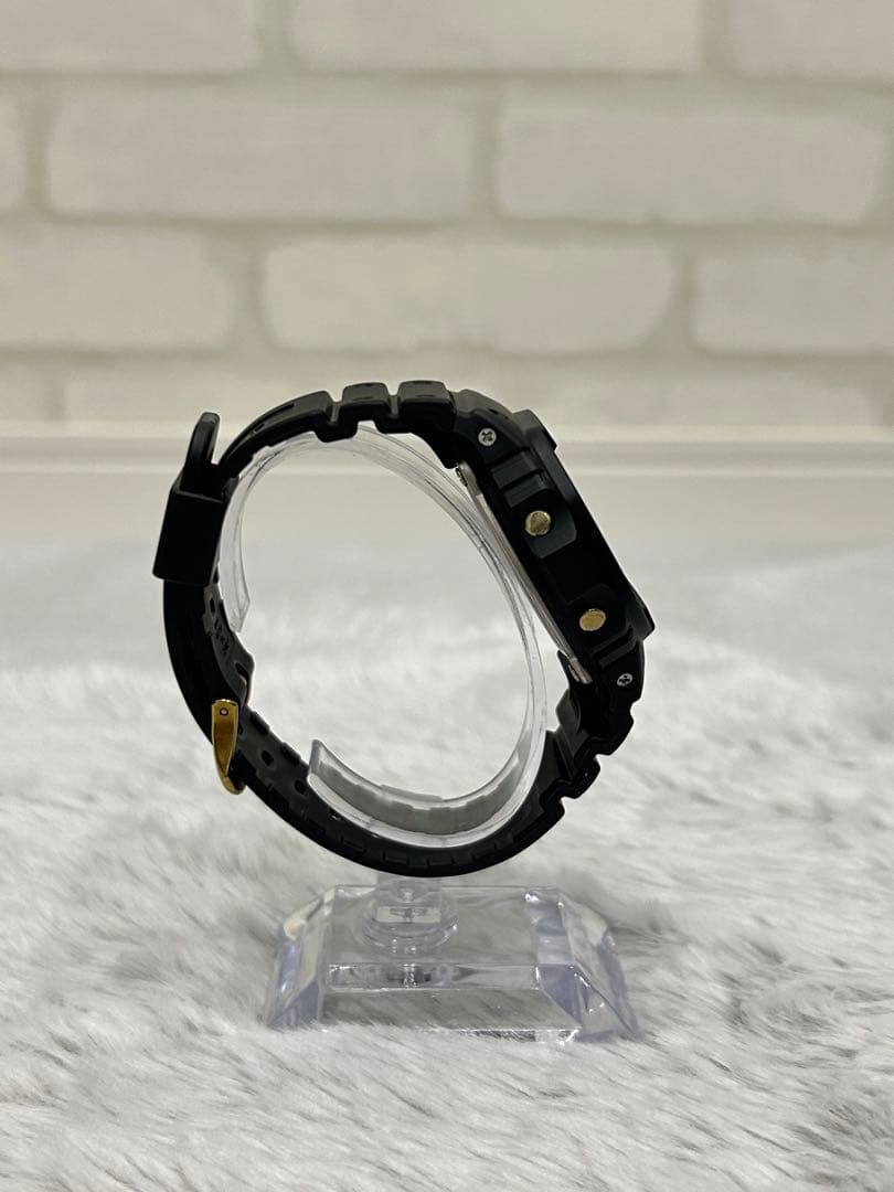 アッツG-SHOCK DW-5600Eゴールド液晶 FOXFIRE