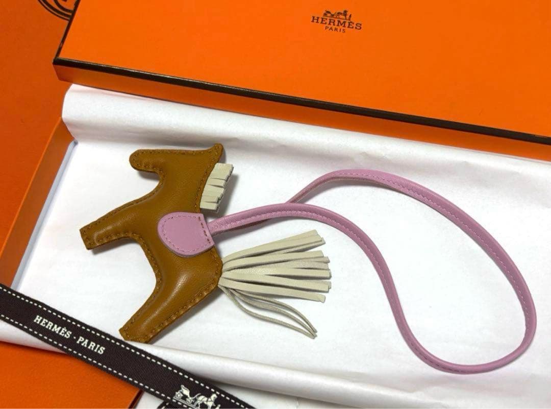 HERMES ロデオ　チャーム 新品