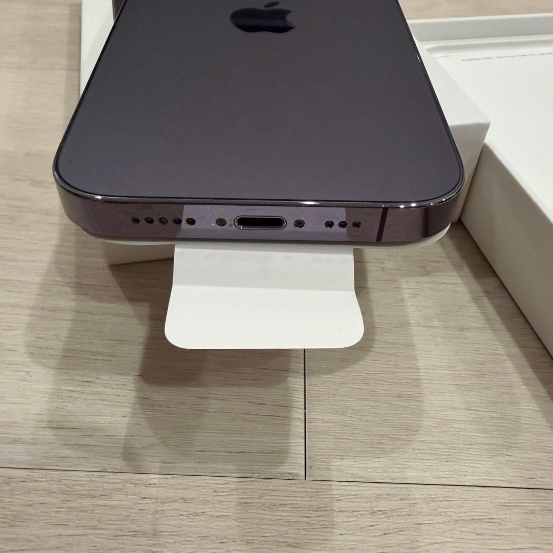 Apple iPhone 14 Pro ディープパープル 本体　値下げしました。
