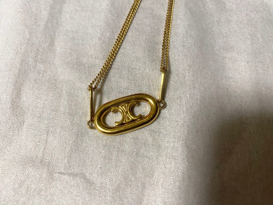 百*瀬様 CELlNE セリーヌ トリオンフ ロゴ ネックレス ゴールド