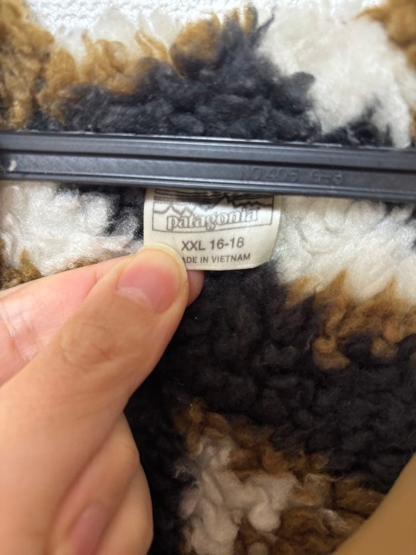 【お値下げ中】パタゴニア　キッズインファーノジャケット（クリーニング済み）