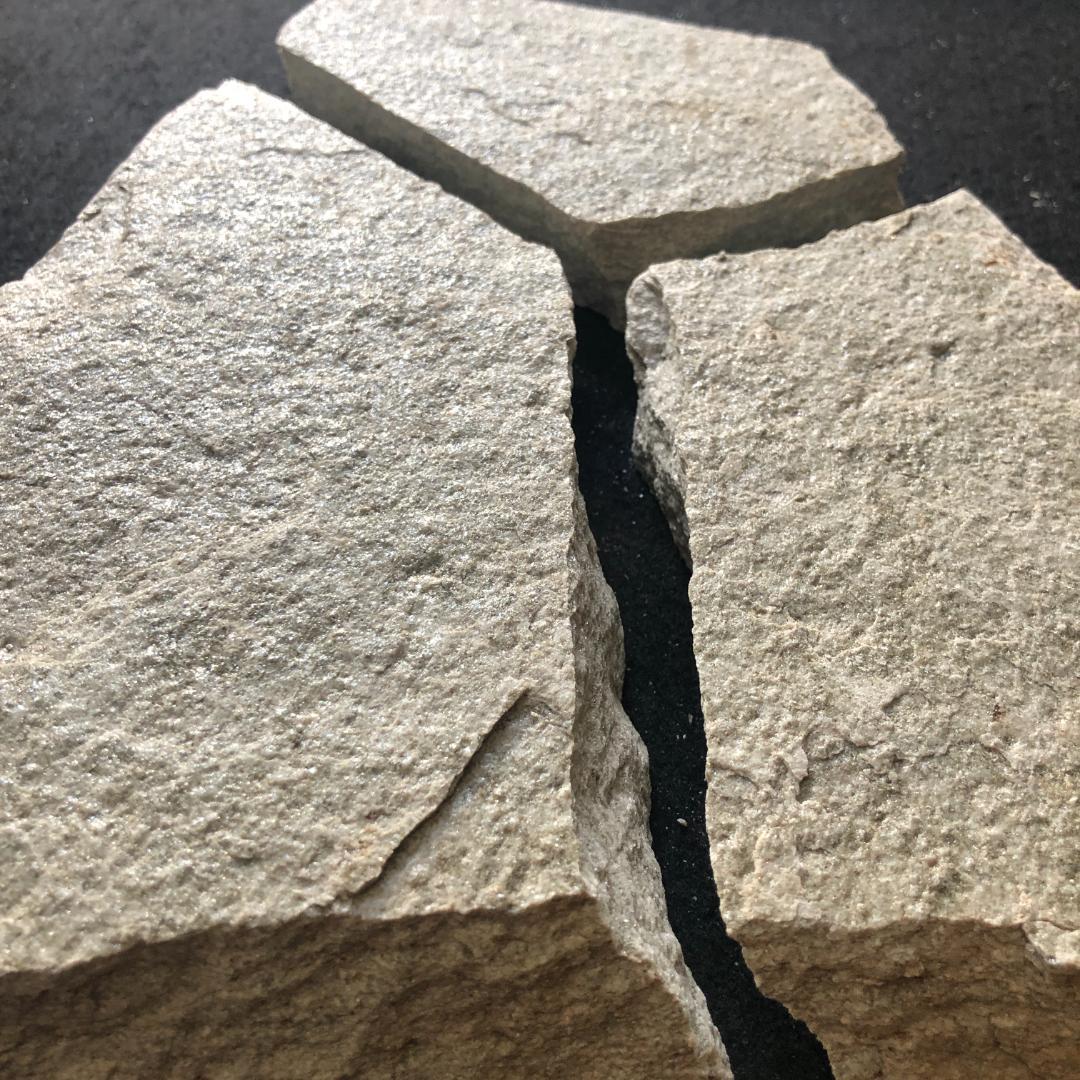 お年玉セール商品⑪　バドガシュタイン鉱石　3459g　新春特別価格です！！！