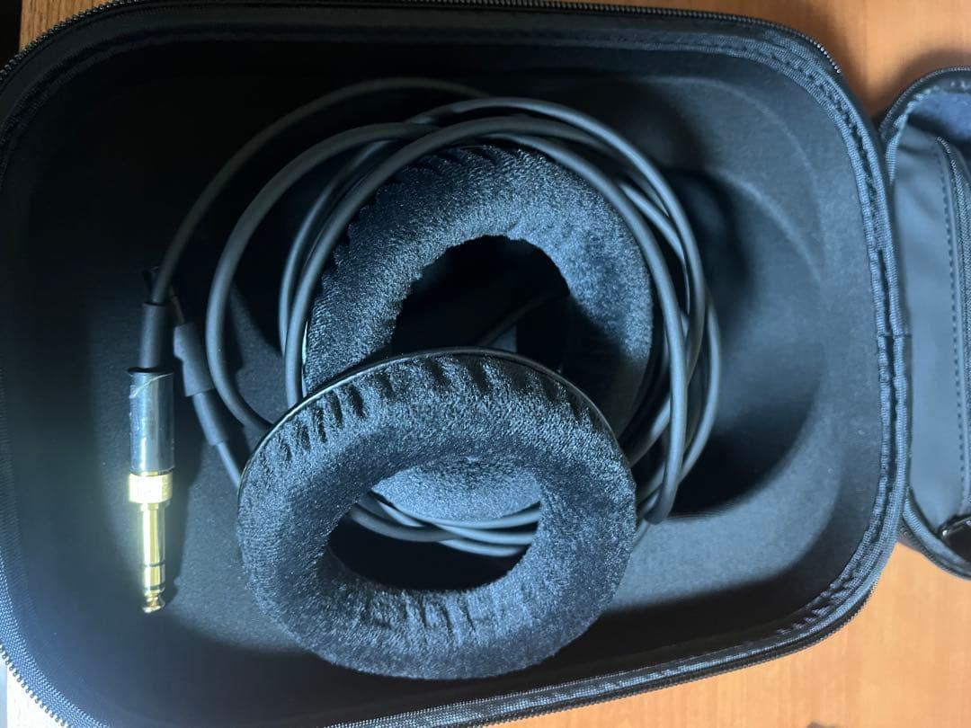 ヘッドホン Beyerdynamic DT 1770 PRO