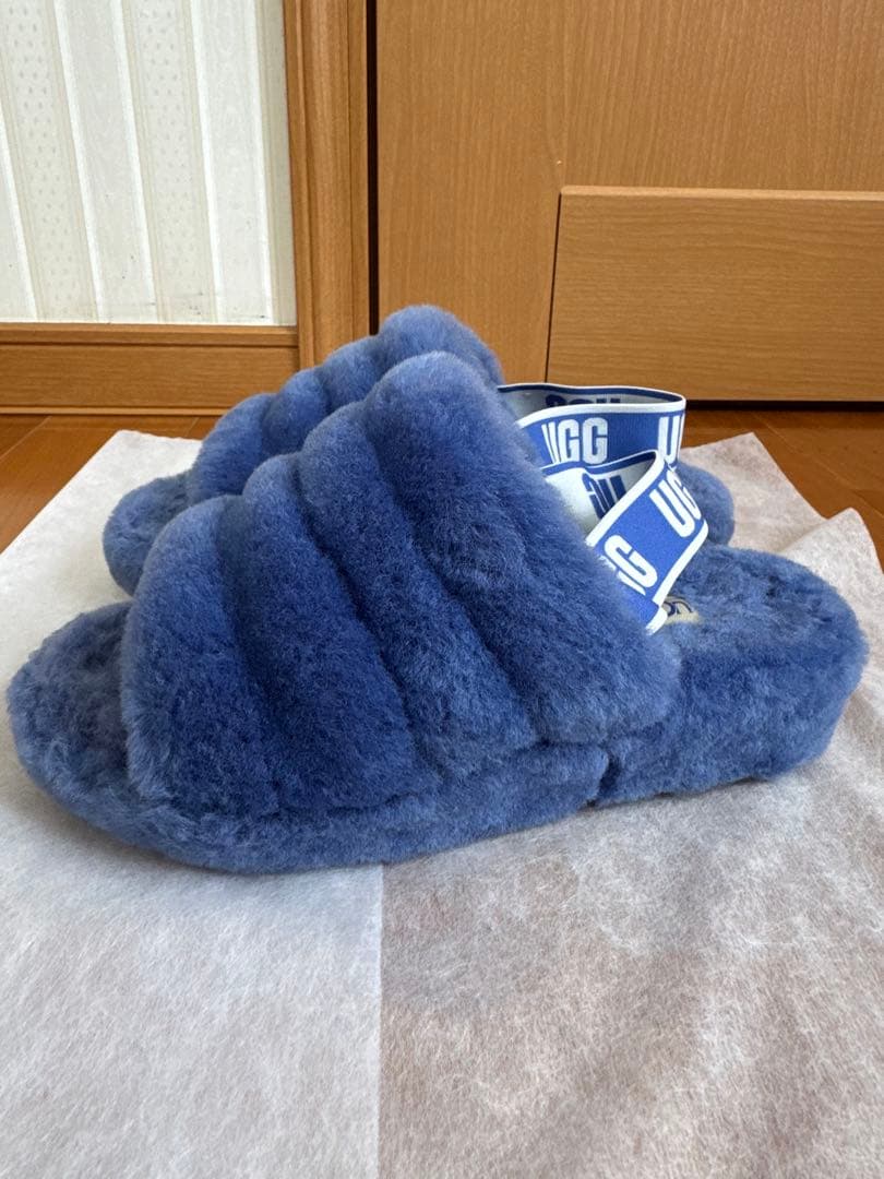 美品UGG Fluff Yeah Slide スリッパ ブルー アグ 24cm