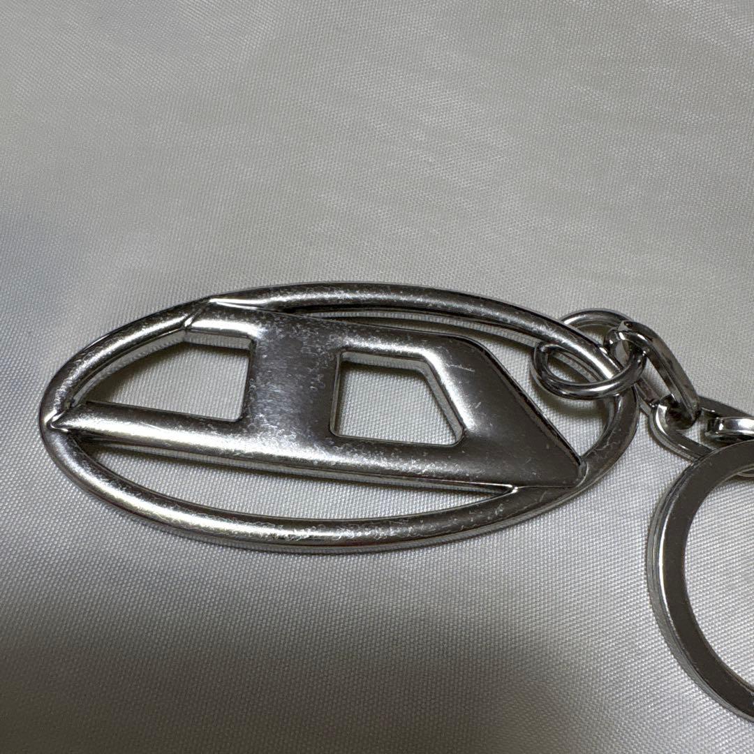 カ*ト様 Diesel クリスタルオーバルキーホルダー（カラビナ）