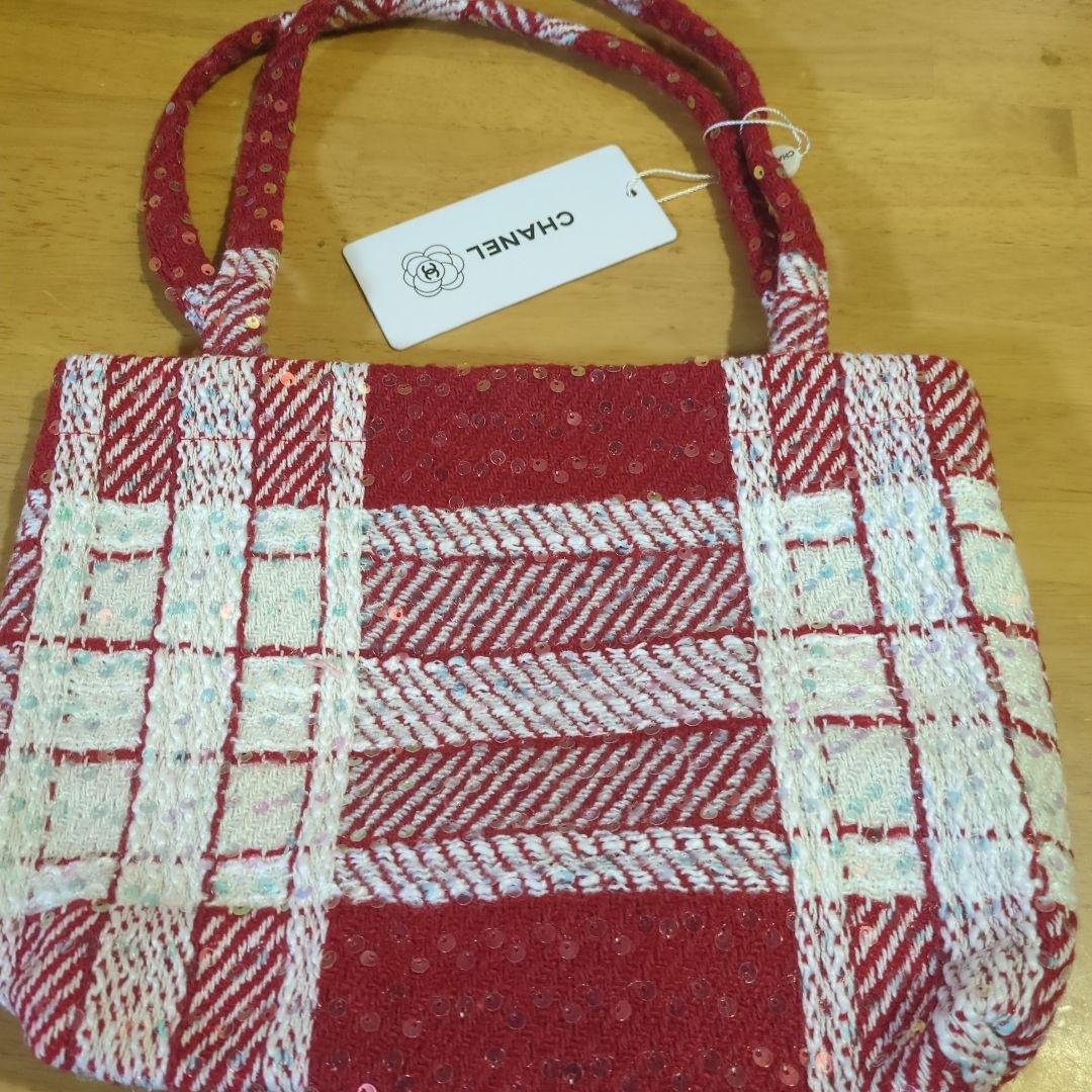 CHANEL スパンコール トートバッグ 赤/白ノベルティ海外VIP限定品