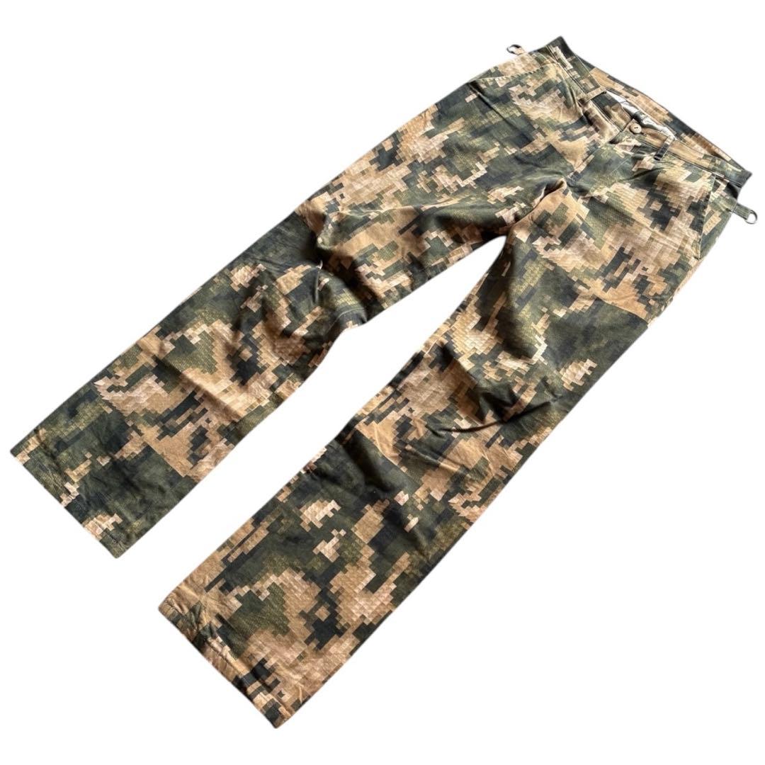 ビューティビースト　デジタル迷彩　パンツ　サイズ3