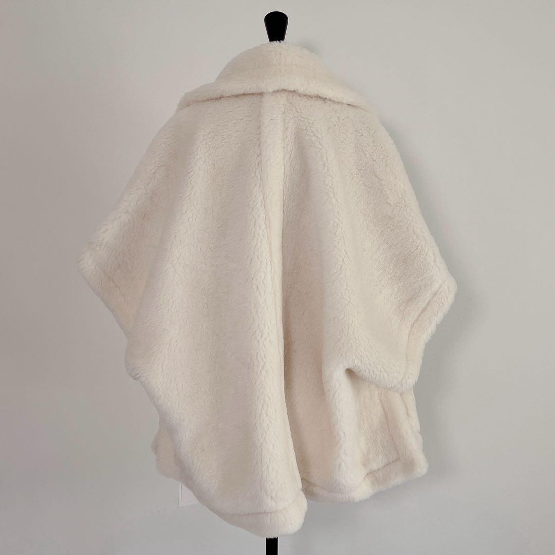 新品未使用 ベアポンチョ アルパカ素材 テディ ケープ ホワイト