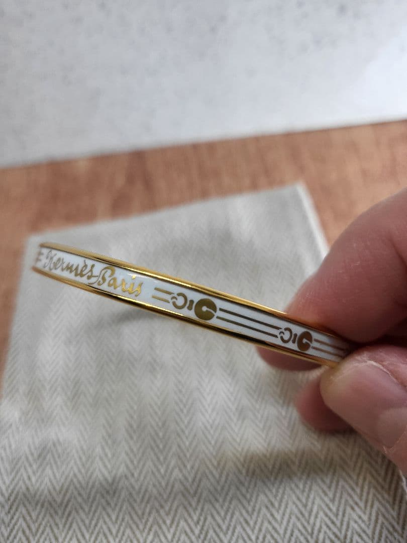 m*i様 エルメス ゴールドバングル