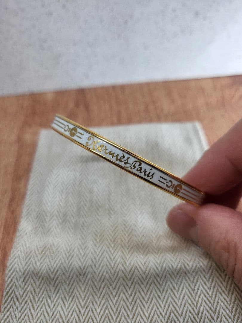 m*i様 エルメス ゴールドバングル