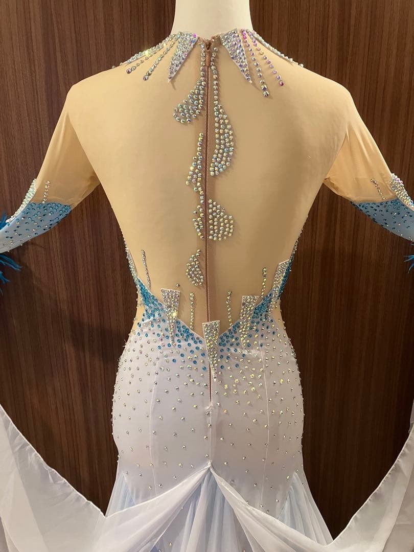 社交ダンス　スタンダード　ホワイト・ブルー