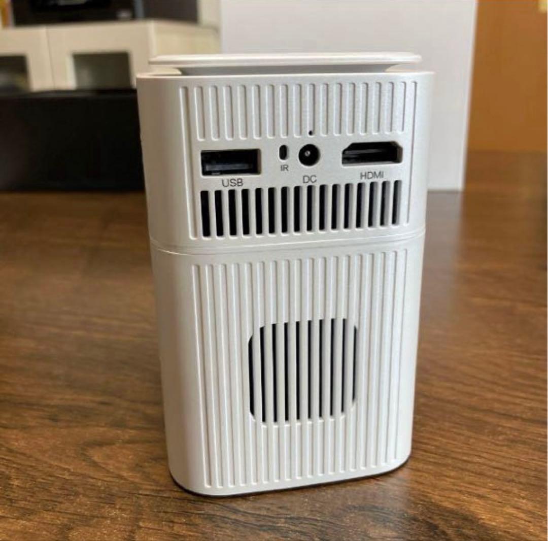 ✨未使用❣️✨CINEMAGE miniプロジェクター♪本体 ホワイト¥49800