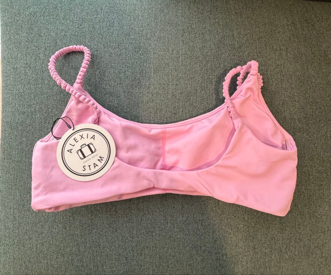 新品タグ付き alexiastam ビキニトップス 2024ss