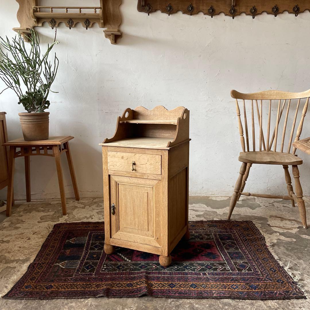 ビンテージ ドロワーサイドテーブル ドロワーベッドサイドテーブル　剥離