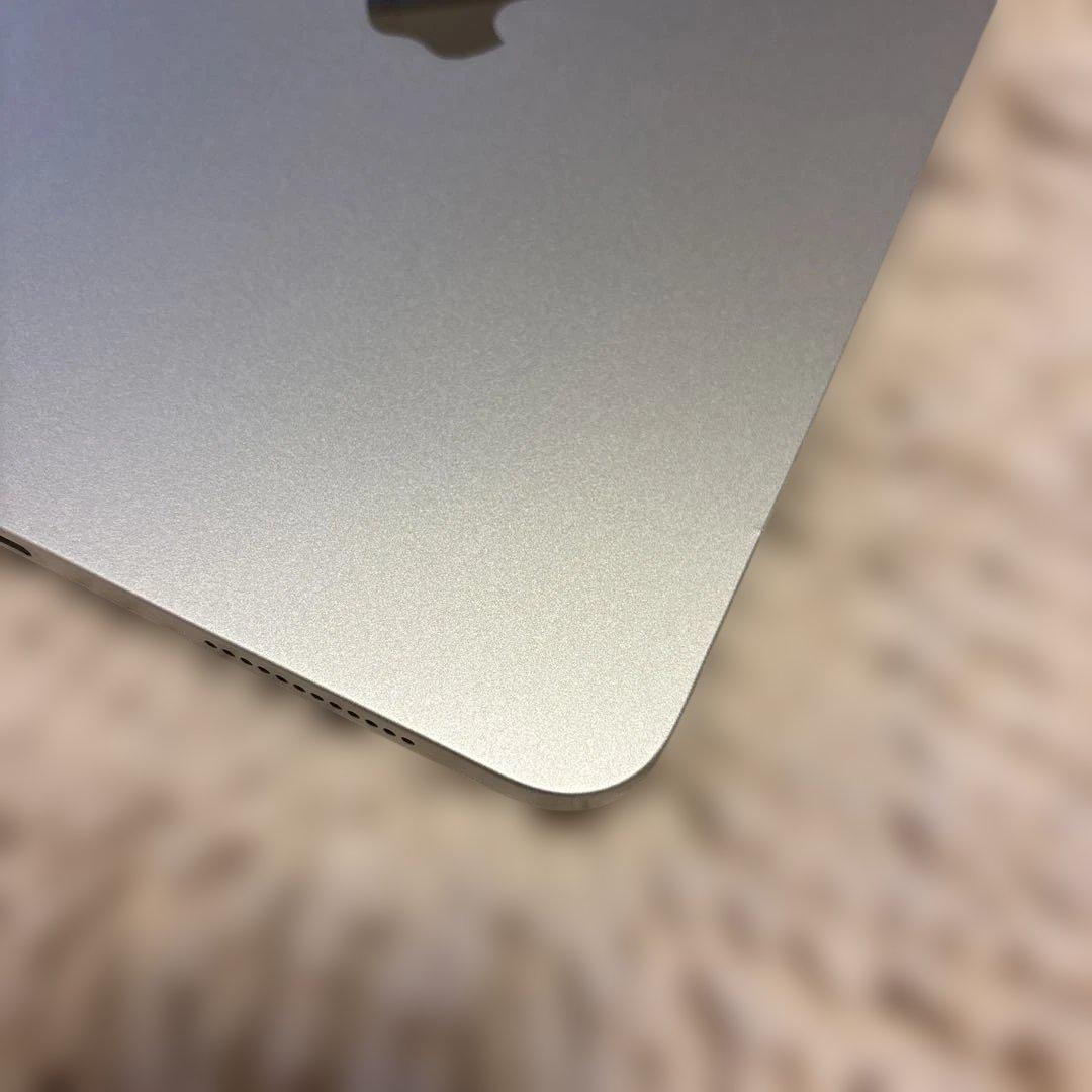 m*n様 iPad 11インチ　A16 128gb wifi シルバー　本体