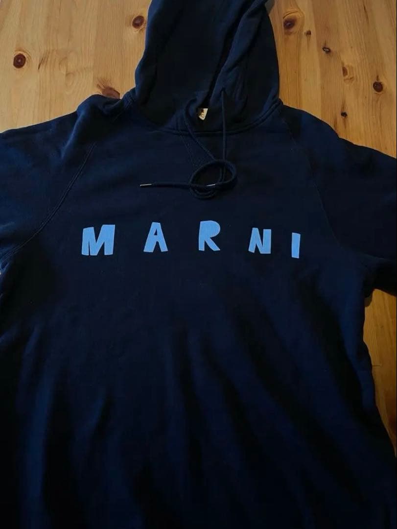 MARNI フード付きスウェット ネイビー