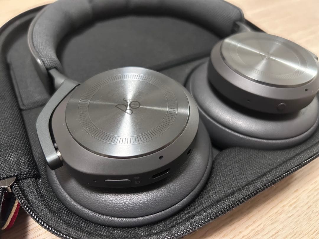 【極美品】Bang & Olufsen Beoplay HX Black