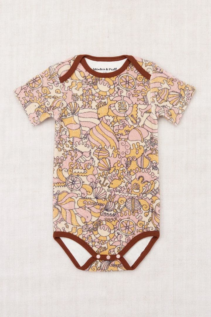 ロンパース・カバーオール misha&puff Baby Short Sleeve Lap Onesie