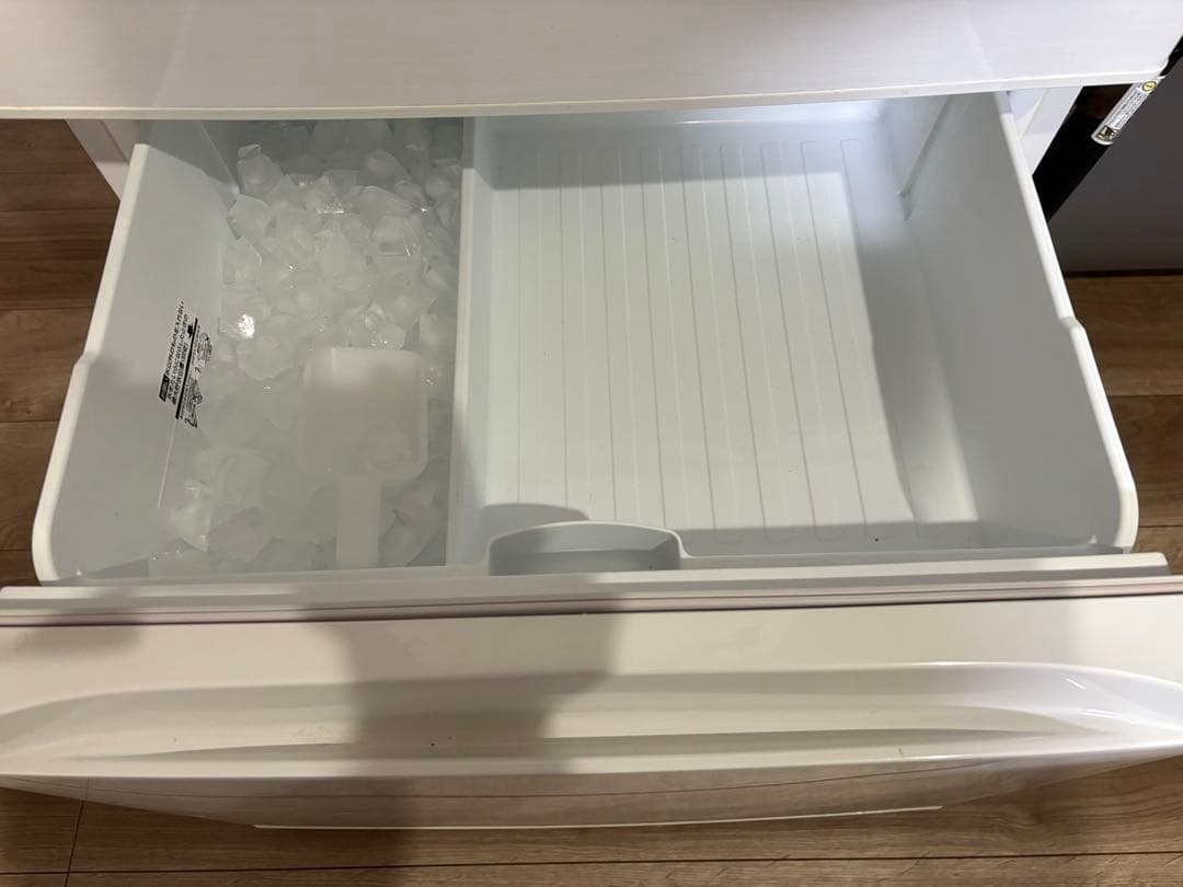 あの日様。専用 TOSHIBA GR-M36S (WT) 冷蔵庫