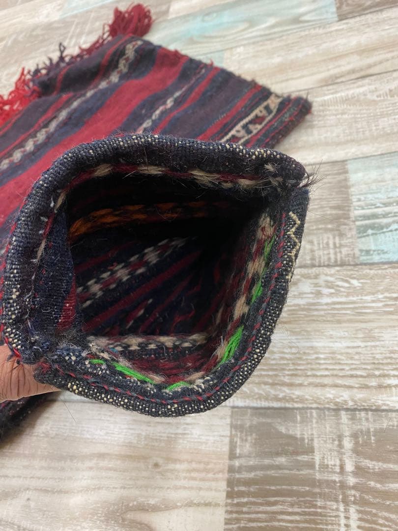 ペルシャ遊牧民の手織りウール100%アンティークソルト入れバッグ