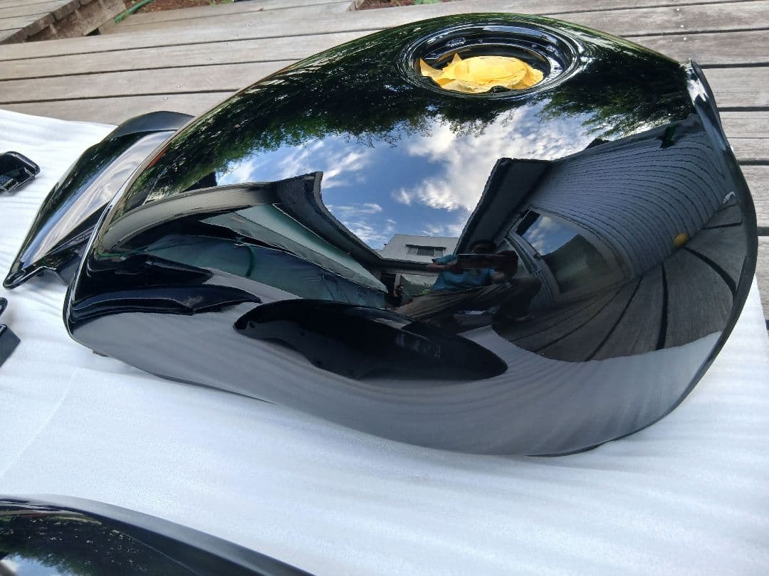 Kawasaki カワサキ ゼファー750 外装セット　ツヤ黒　※錆び取り剤付き