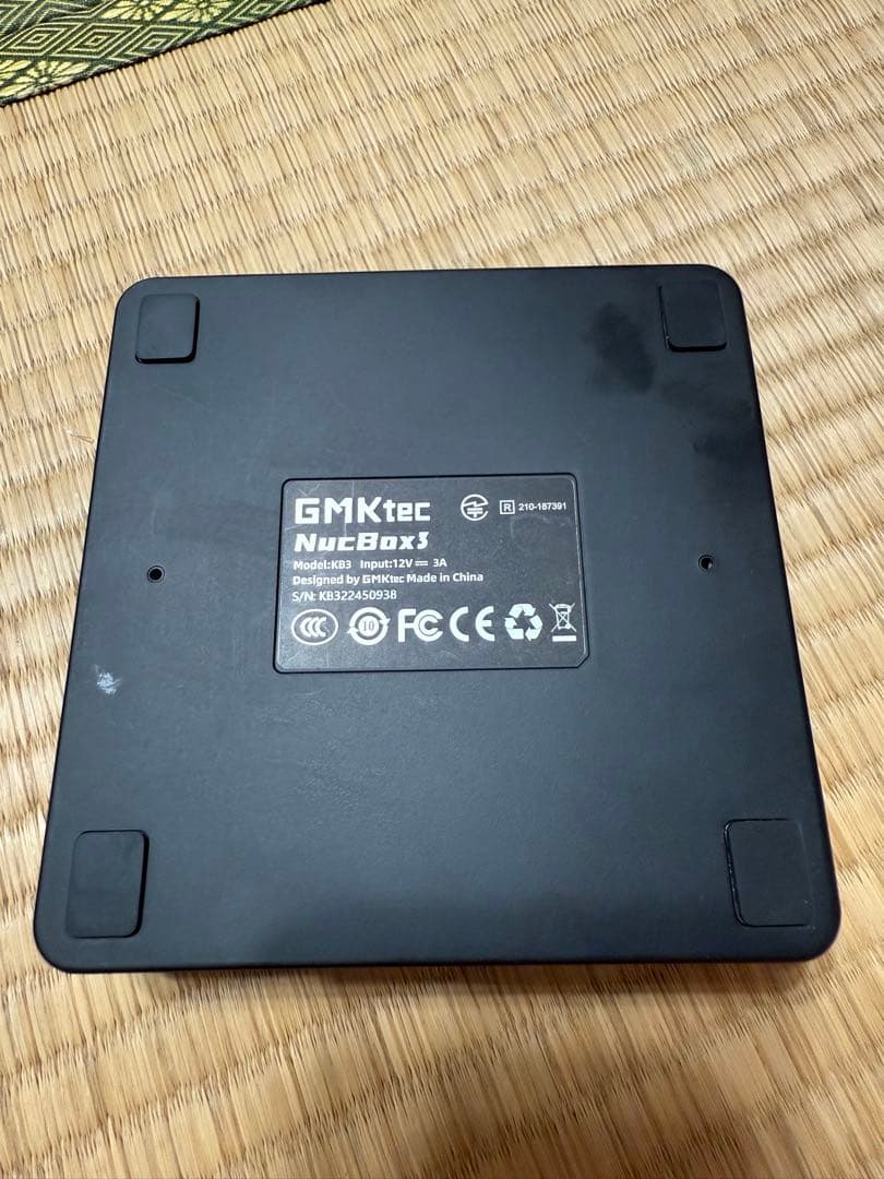 GMKtec NUCBOX 3 ファンレス ミニPC win11 末尾938