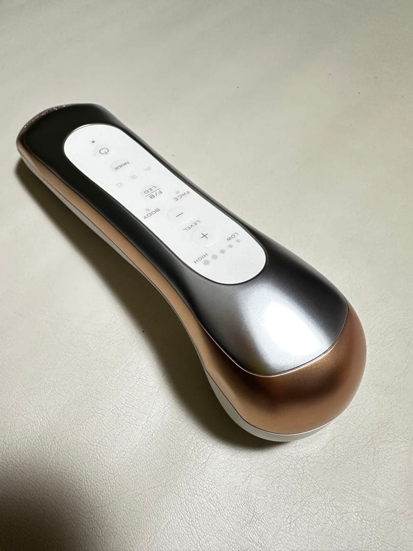 EMSIONAL pro 美顔器 おまけ交換用パッド5セット付き