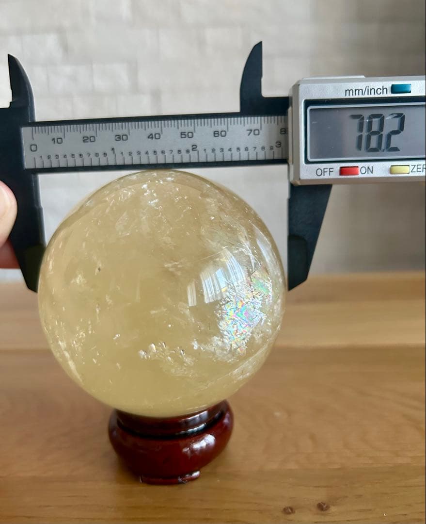 ✨キラキラ虹入✨ハニーカルサイト　スフィア　78mm ハニーイエロー　丸玉