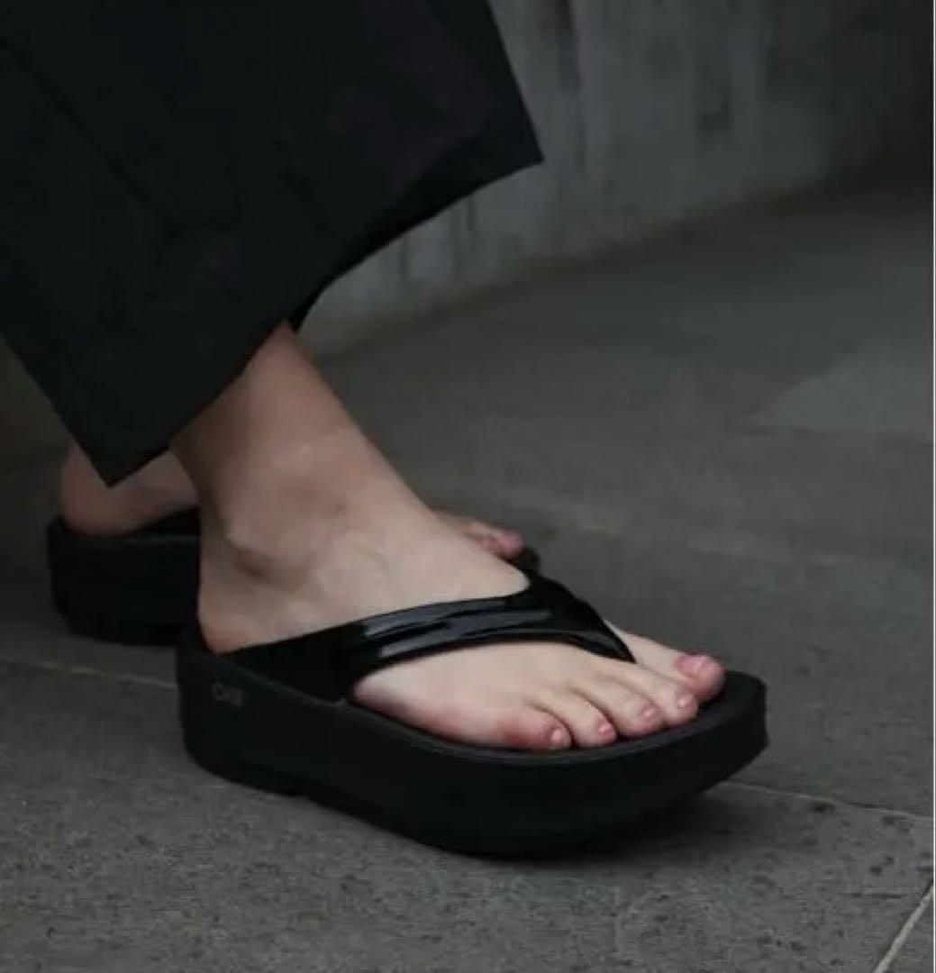 OOFOS ウーフォス　厚底リカバリーサンダル　38 24cm