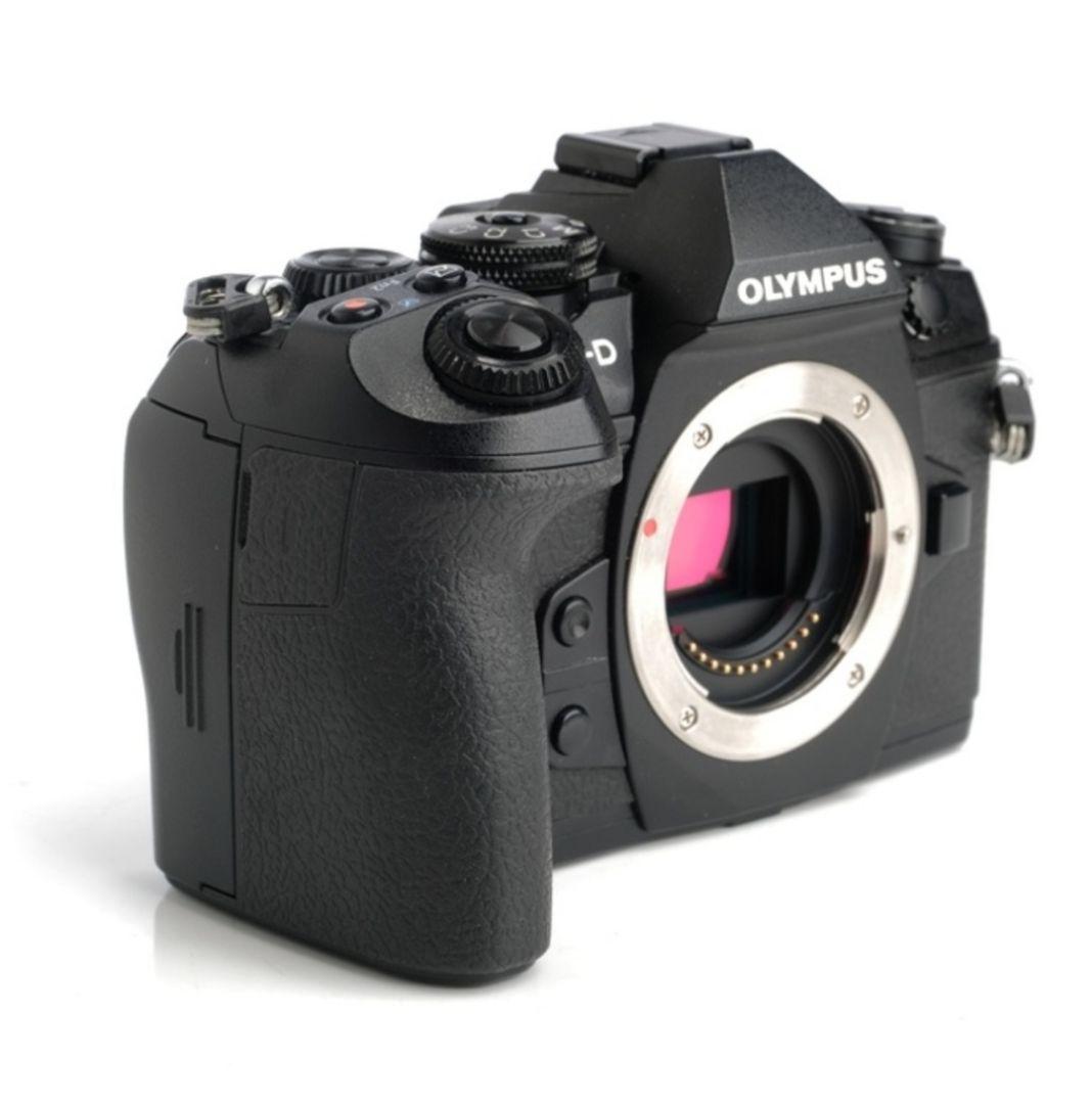 オリンパス OM-D E-M1 Mark II 元箱 取説 付属品殆ど未使用品