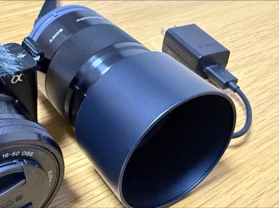 【⚠️単焦点レンズ付きの破格セット⚠️】SONY ZV-E10