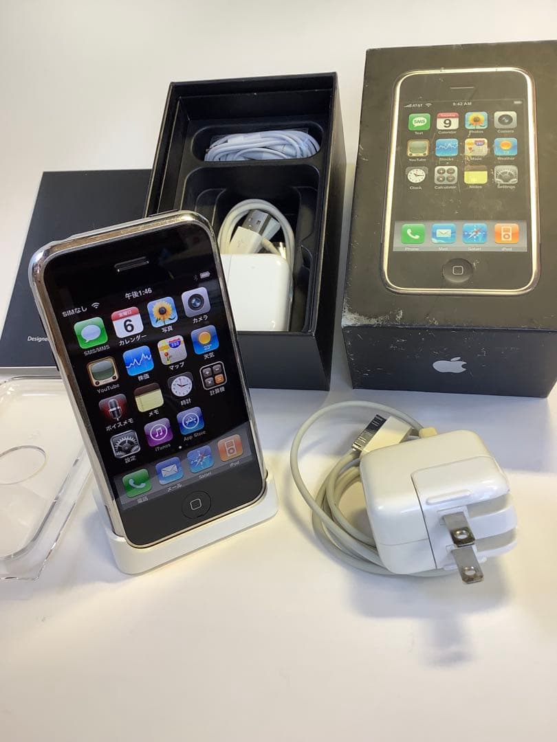 Apple iPhone 2G（A1203）4GB 箱入り完動品