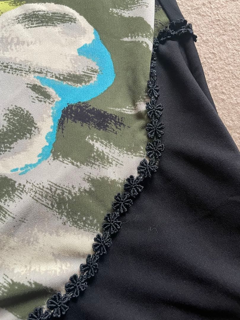 トクコプルミエブォル花柄アシンメトリックチュニック（五分袖）