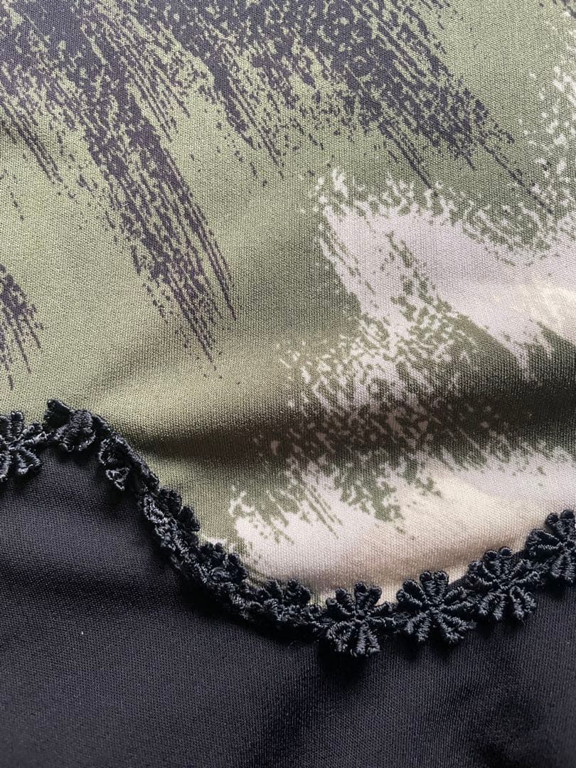 トクコプルミエブォル花柄アシンメトリックチュニック（五分袖）