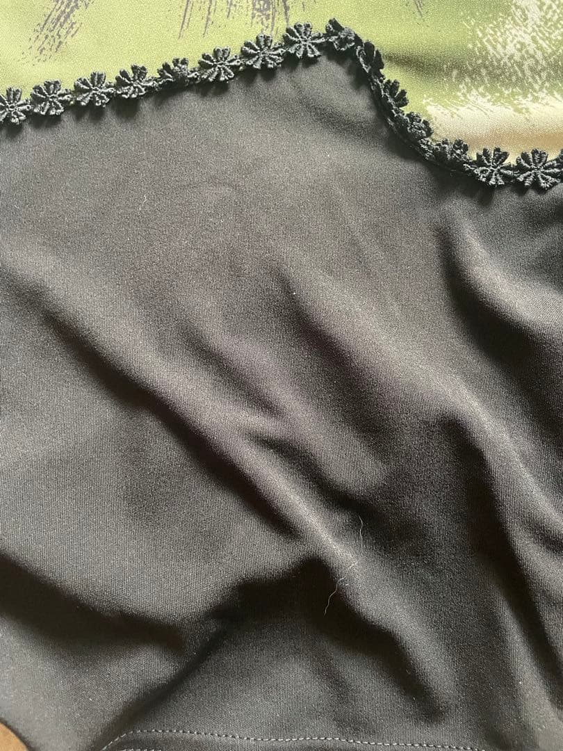 トクコプルミエブォル花柄アシンメトリックチュニック（五分袖）