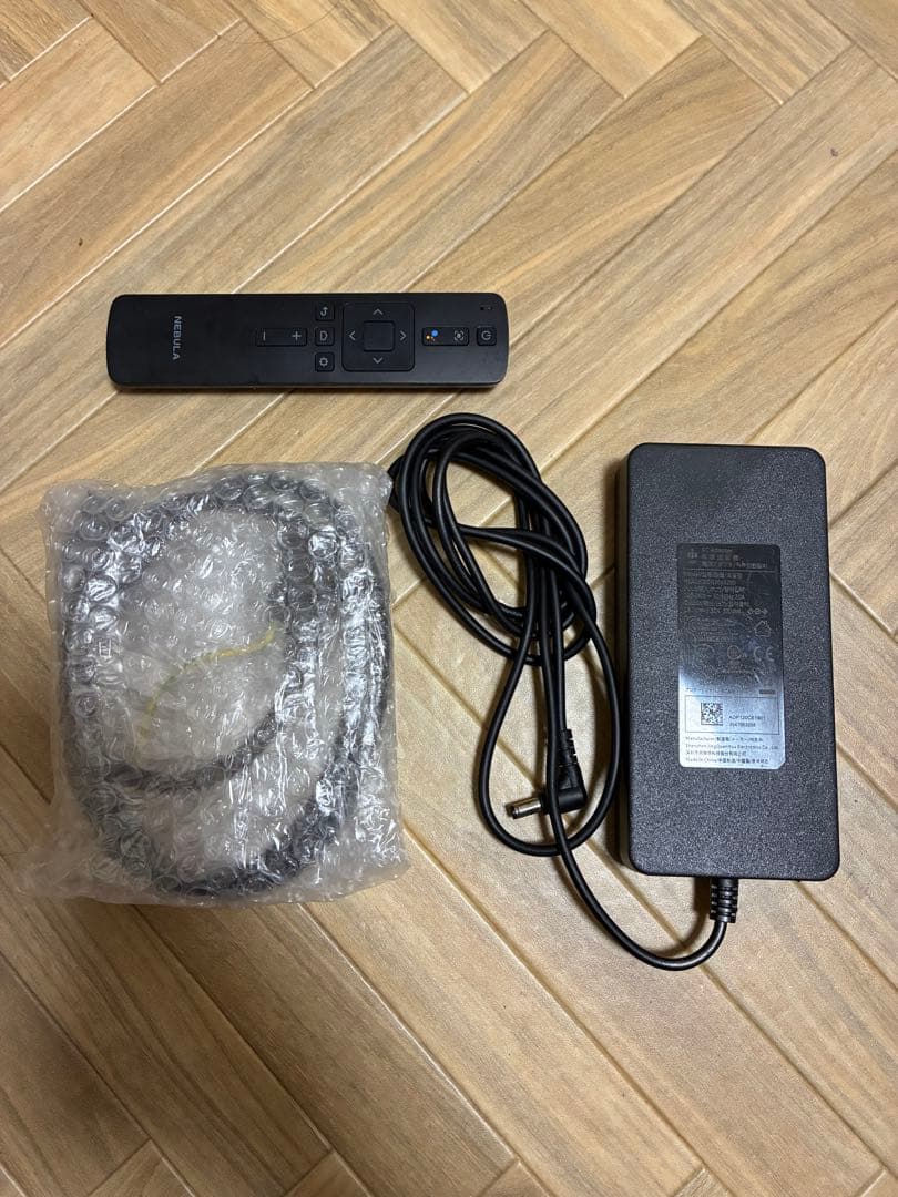 交渉可能　Anker NEBULA Cosmos プロジェクター本体 動作品