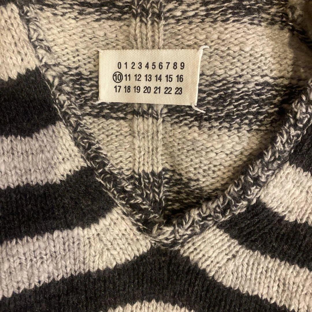 マルタンマルジェラ Vネックストライプニットセーター