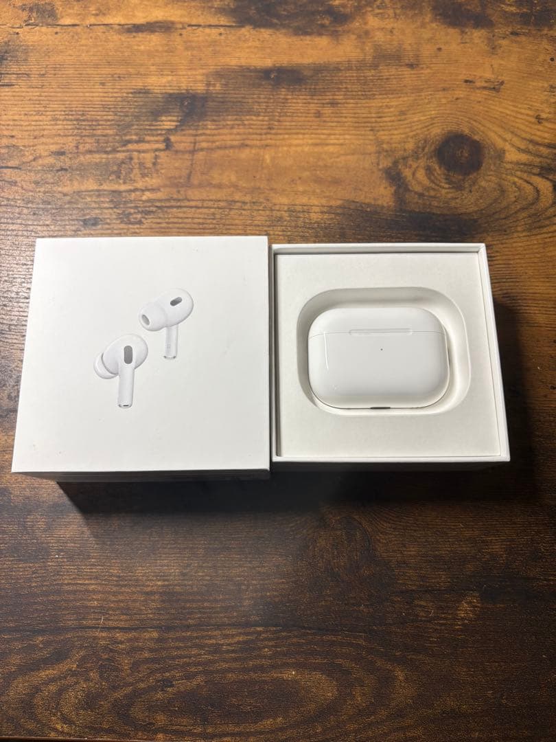 【右耳新品同様】AirPods Pro 本体・ケース・箱付き（左耳ジャンク）