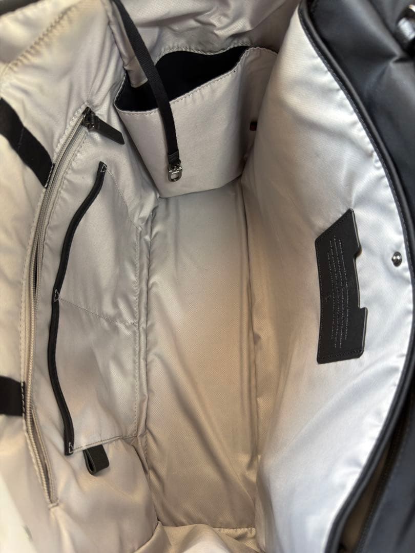 ま*し様 TUMI VOYAGEUR 「ヴァレッタ」ラージ・トート