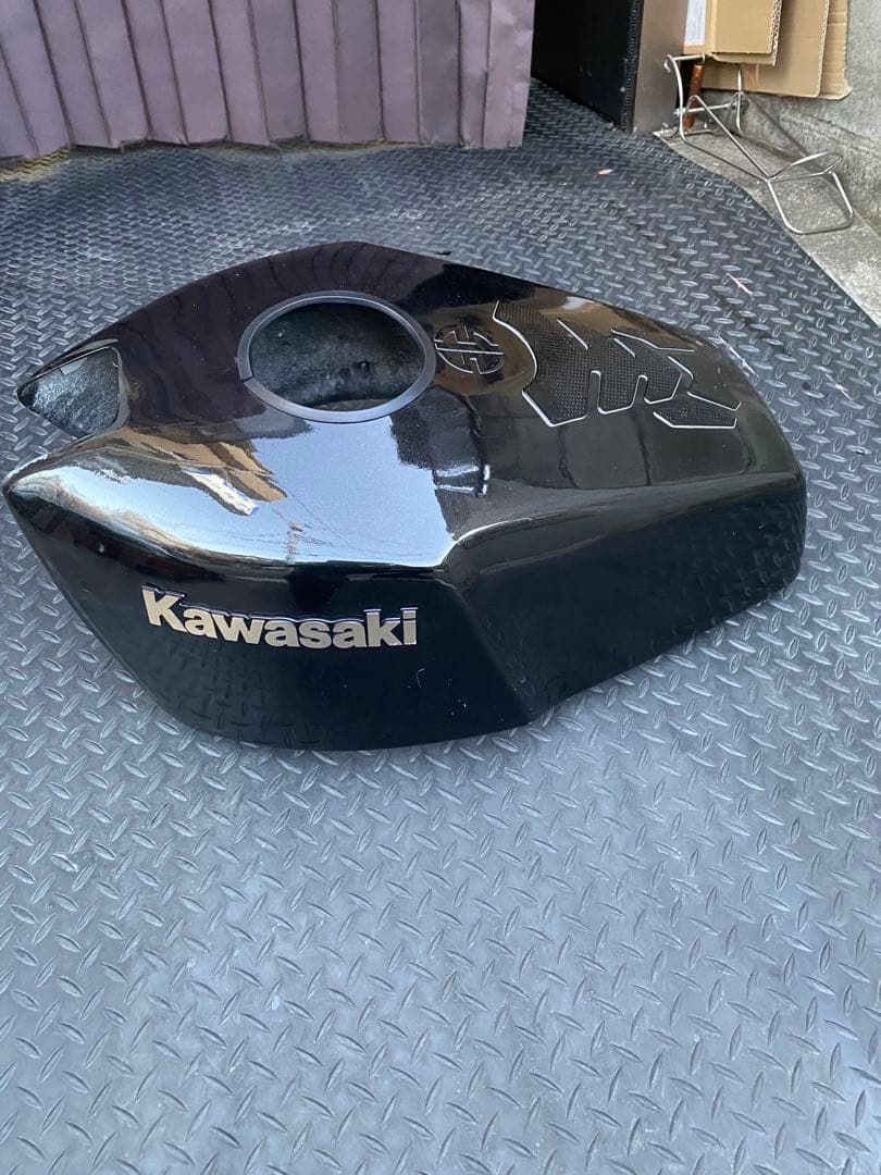 ゼファー400 マーク2 FRPタンクカバー