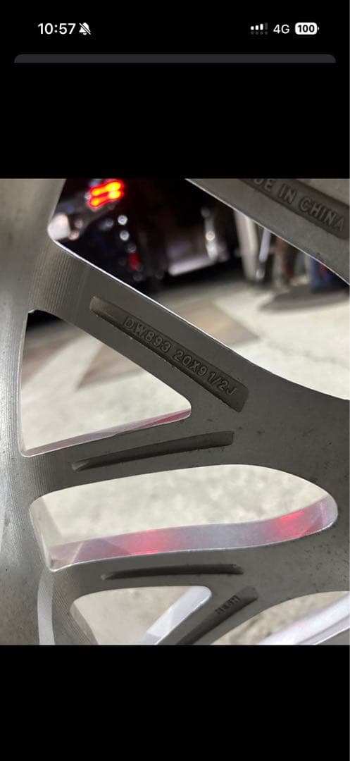 ロクサーニ　20インチホイール