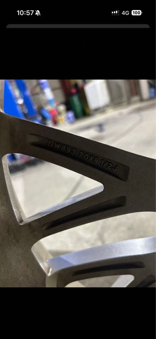 ロクサーニ　20インチホイール