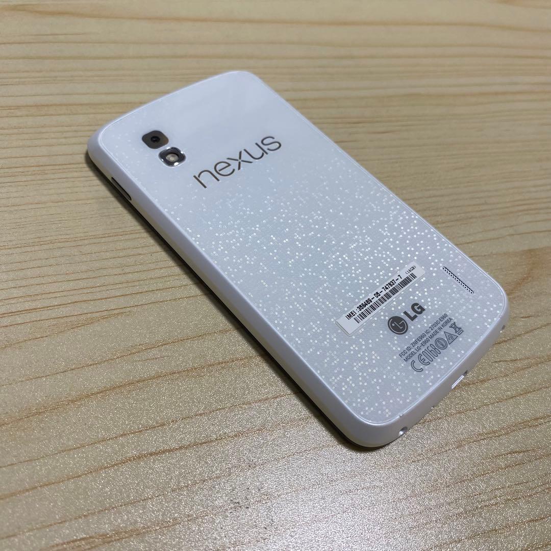 【新品未使用】LG Nexus 4 E960 SIMフリー ホワイト 付属品完備