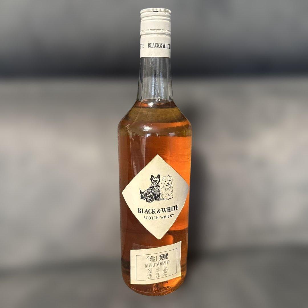 未開封　BLACK & WHITE スコッチウイスキー