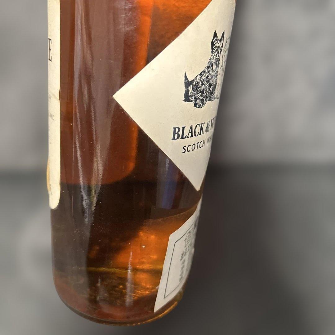 未開封　BLACK & WHITE スコッチウイスキー
