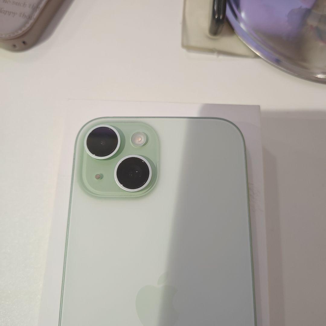 iPhone 15　本体　バッテリー91%　ケース　フィルム付き